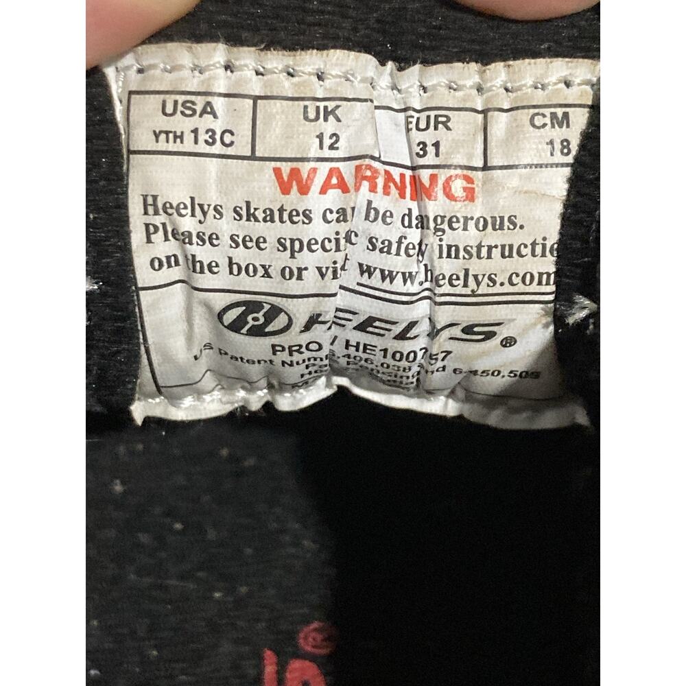 Heelys Shoes Unisex Kids Size 13 Black Heelys Pro HE100157 Canvas Wheels - Picture 10 of 13